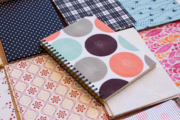 世界の紙のノート作り