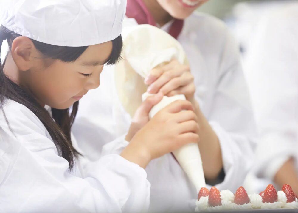 親子で作るオリジナルケーキ「キッズケーキ教室」12月28日開催決定！＠吉祥寺エクセルホテル東急